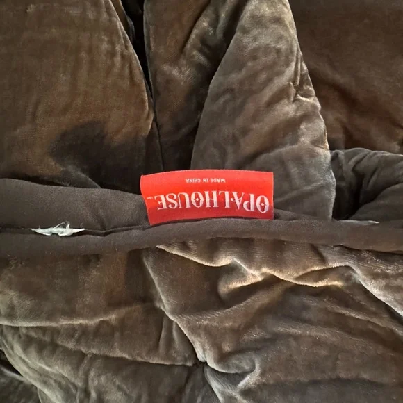 Opalhouse brown velvet king comforter with 2 standard shams - Picture 3 of 4